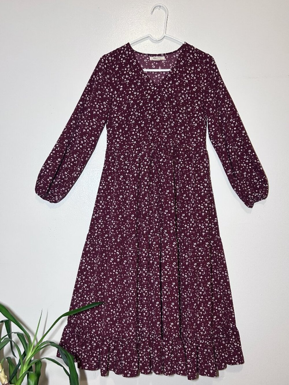 80% OFF! Glamorous Maroon Ditsy Floral Print Maxi Dress - xs